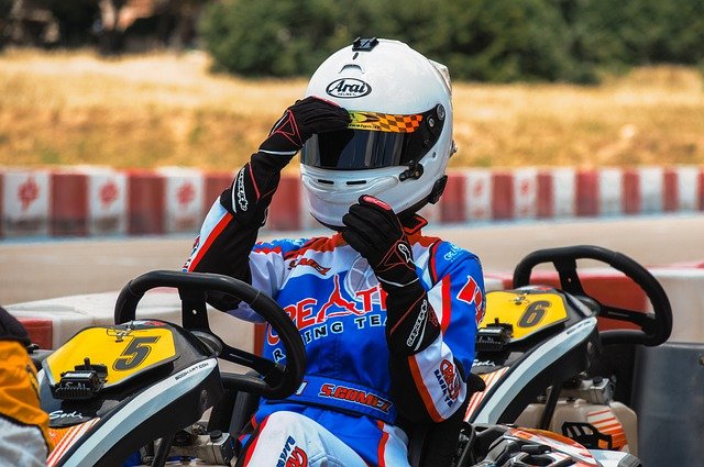 Go Kart Helmets: All You Need To Know + Pro Tips