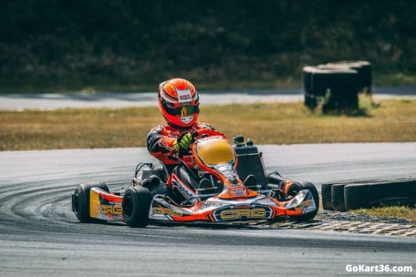 Go Kart Braking: How To Drive Faster (+ Trail Braking)