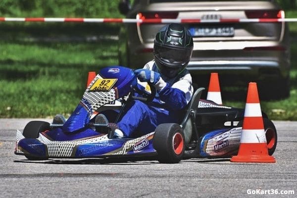 Go Kart Racing Gloves: All You Need To Know + Pro Tips