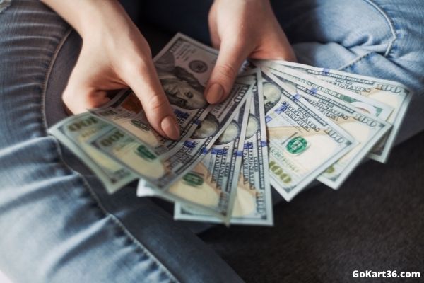 How Much Money Does a Formula Driver Make (+ F1, F2, and F3 Salaries)