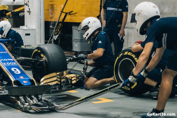 Does Go Kart Racing Have Pit Stops?